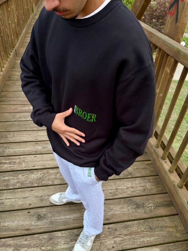 Essenziale Black Crewneck